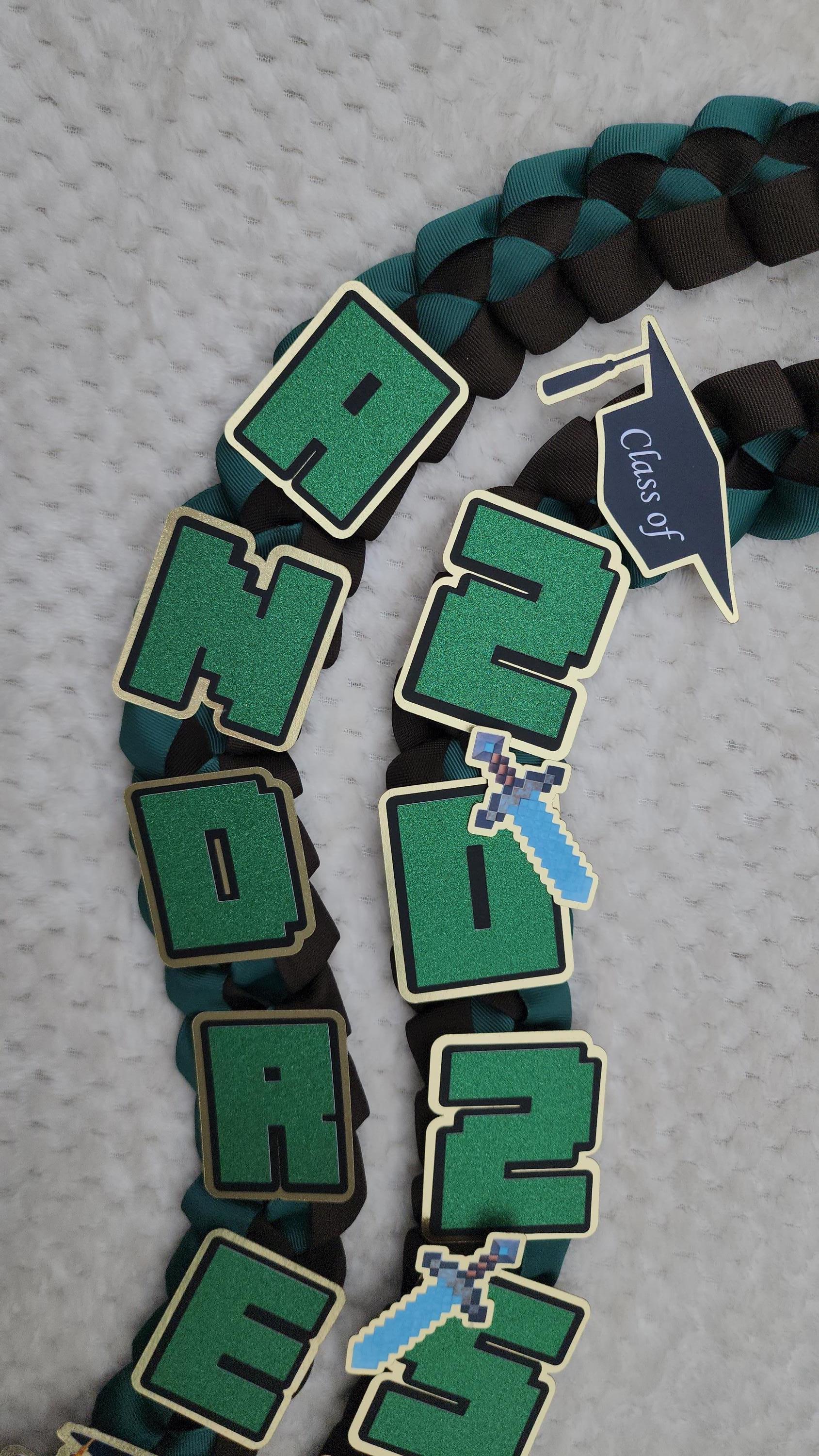 Minecraft Graduation Ribbon Lei - Personalized Class of 2026, Kindergarten leis