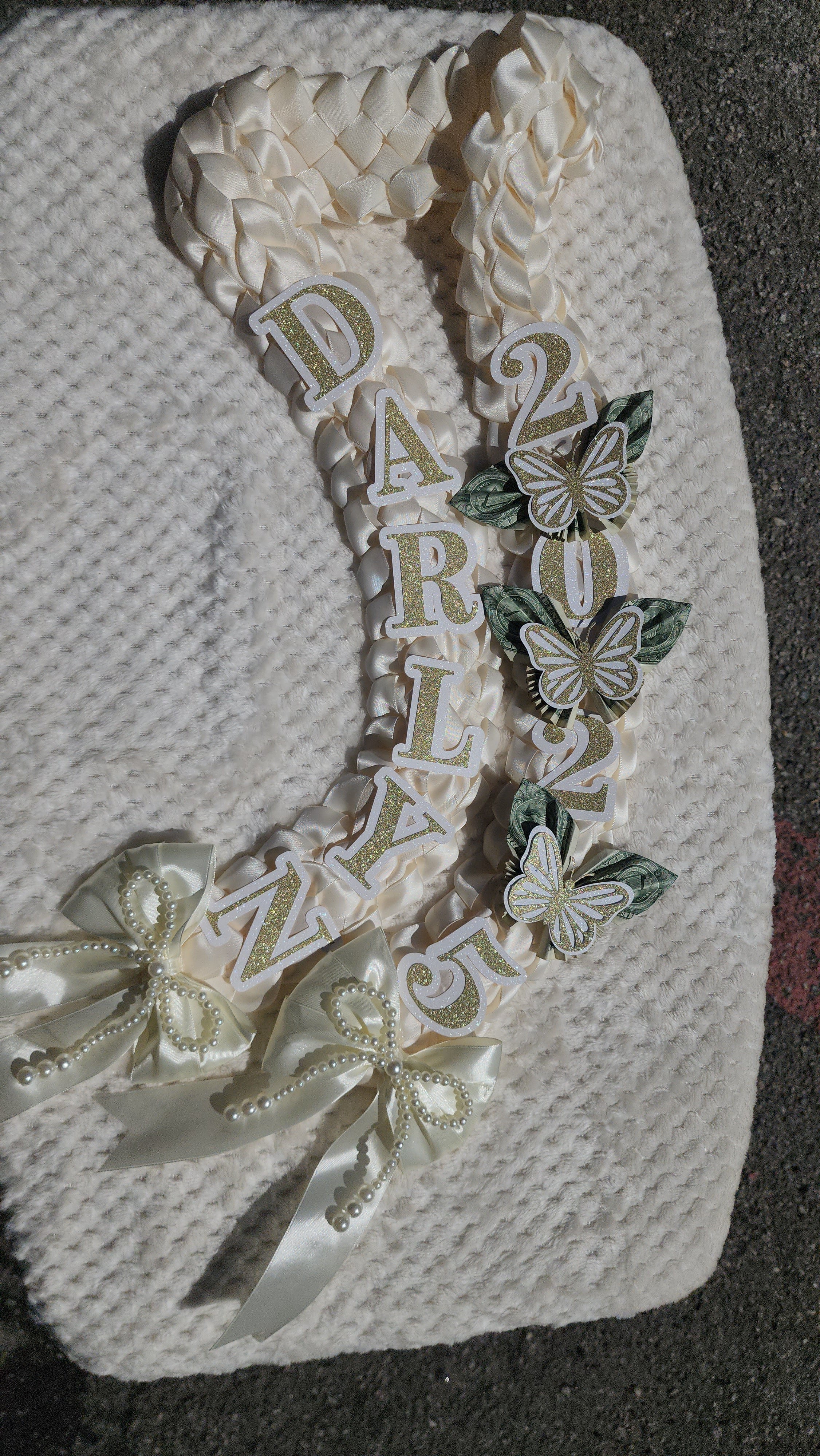 Money Lei, Graduation leis with money butterflies, Double Braided Style