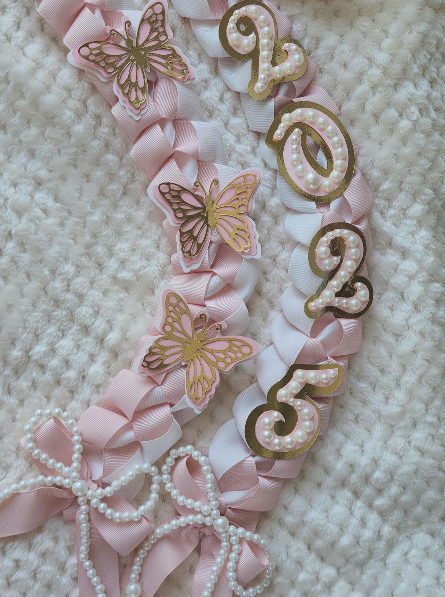 Coquette Graduation Lei: Pink Ribbon Lei with Pearl Accents, Class of 2026