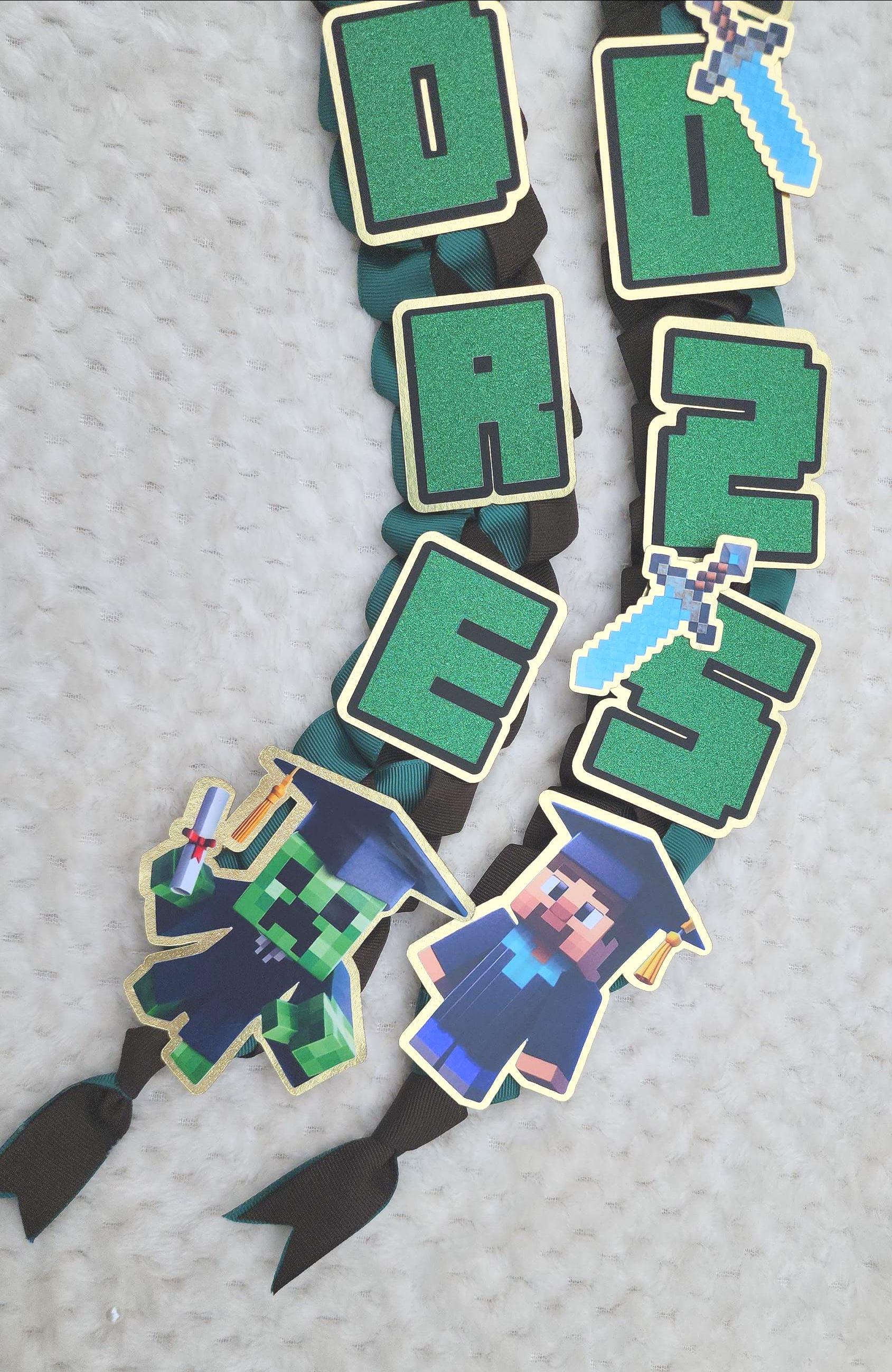 Minecraft Graduation Ribbon Lei - Personalized Class of 2026, Kindergarten leis