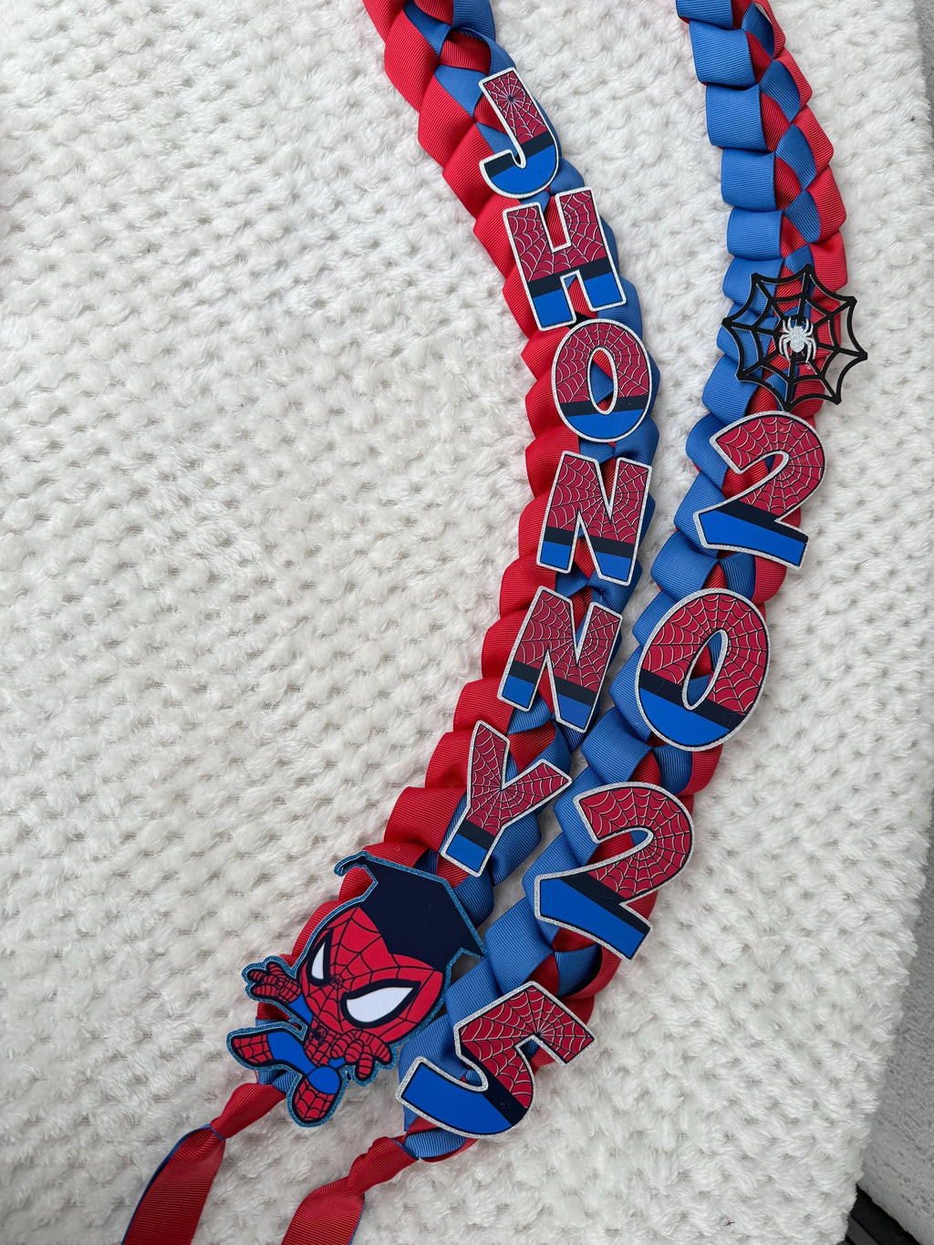 Handmade Spider Graduation Lei: Red & Blue Ribbon, Class of 2026