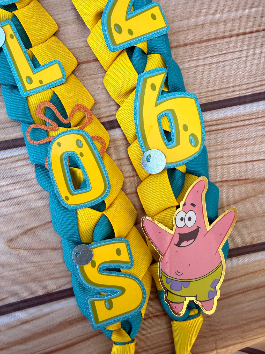 Handmade Sponge bob Graduation Lei: Yellow & Blue Ribbon, Class of 2026