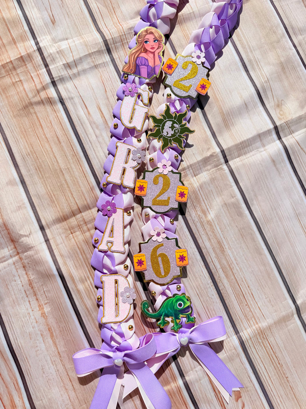 Princess Graduation Lei and Cap Set, Ribbon Lei, Class of 2026 Gift