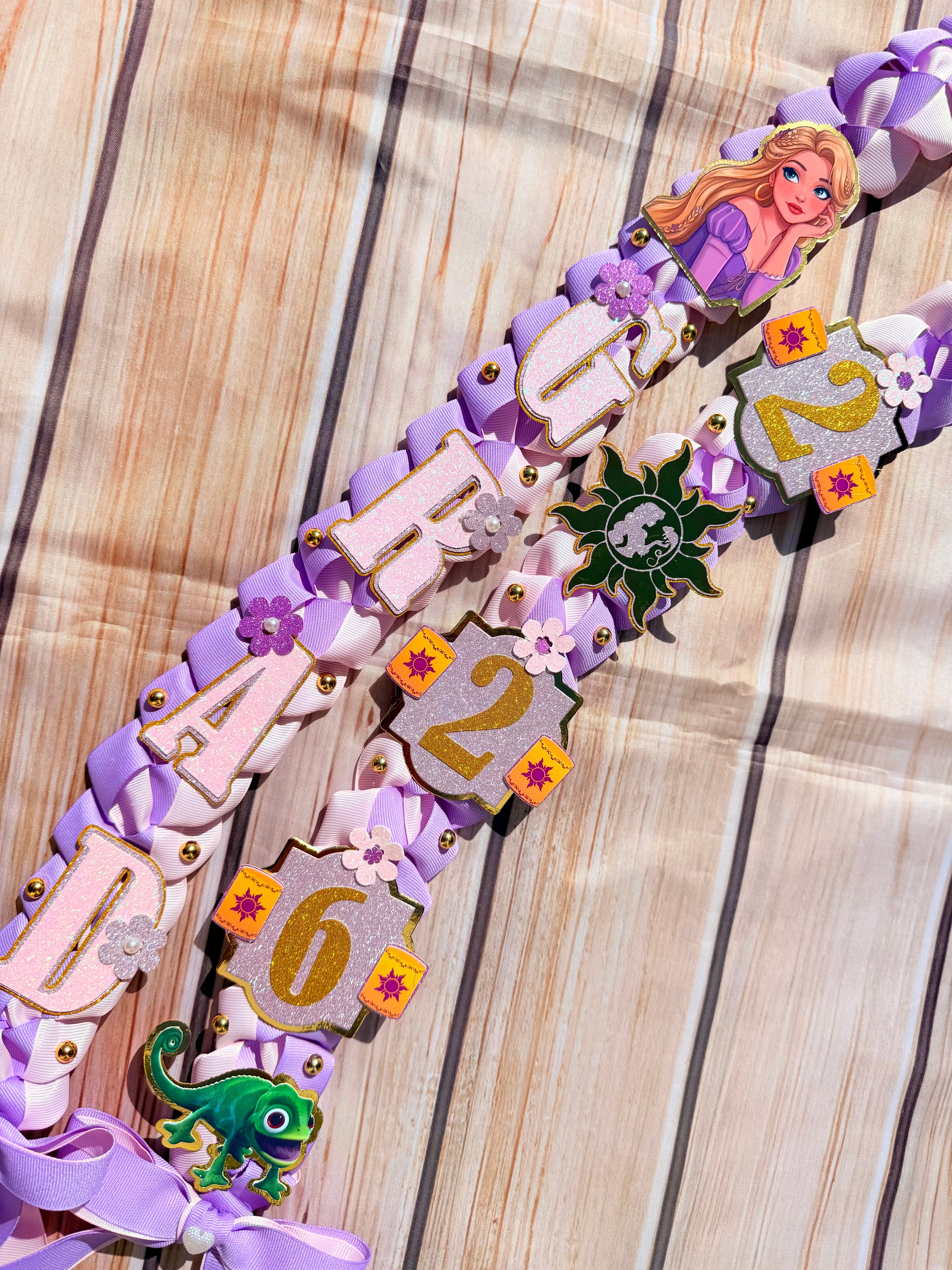 Princess Graduation Lei and Cap Set, Ribbon Lei, Class of 2026 Gift