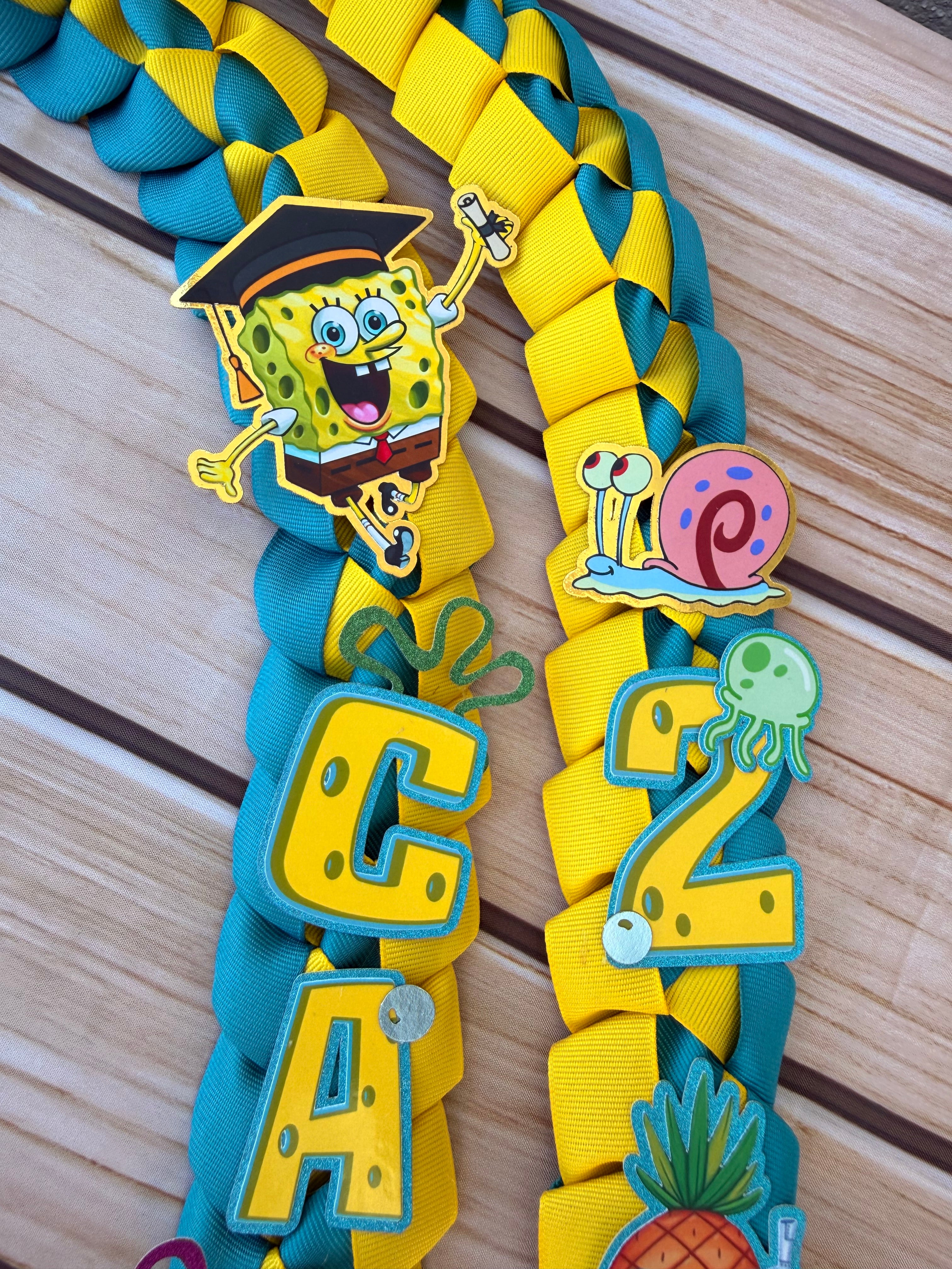 Handmade Sponge bob Graduation Lei: Yellow & Blue Ribbon, Class of 2026