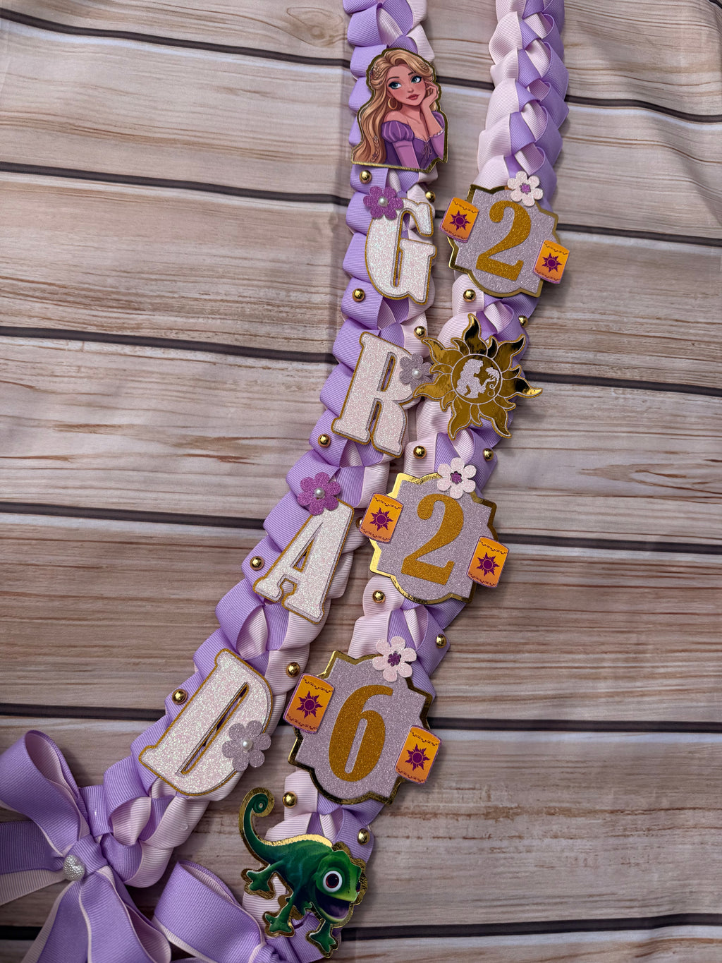 Princess Graduation Lei and Cap Set, Ribbon Lei, Class of 2026 Gift