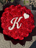handmade eternal roses with baby breath initial, rosas eternas, forever roses, graduation gift, birthday flowers