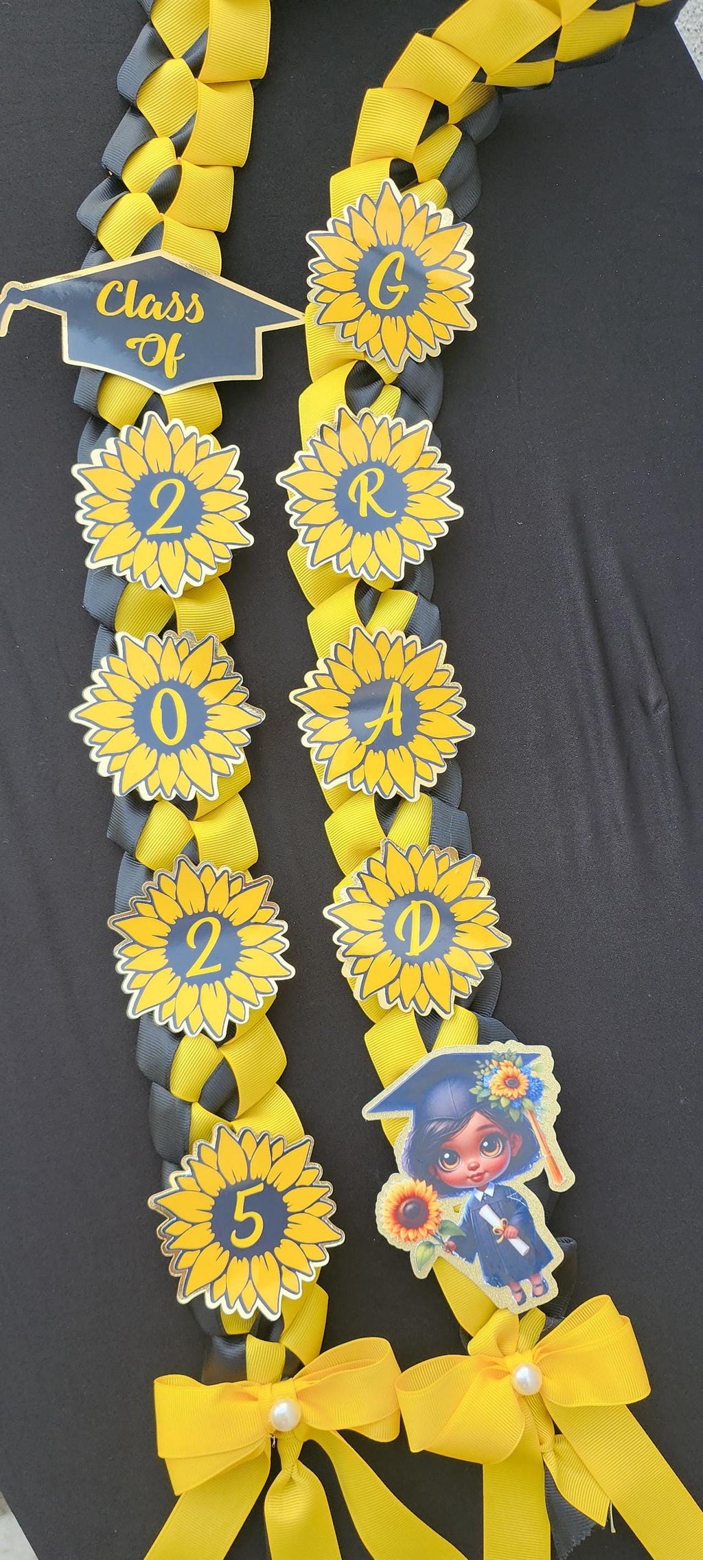 Sunflower Graduation Lei: Custom Ribbon Lei, Class of 2026