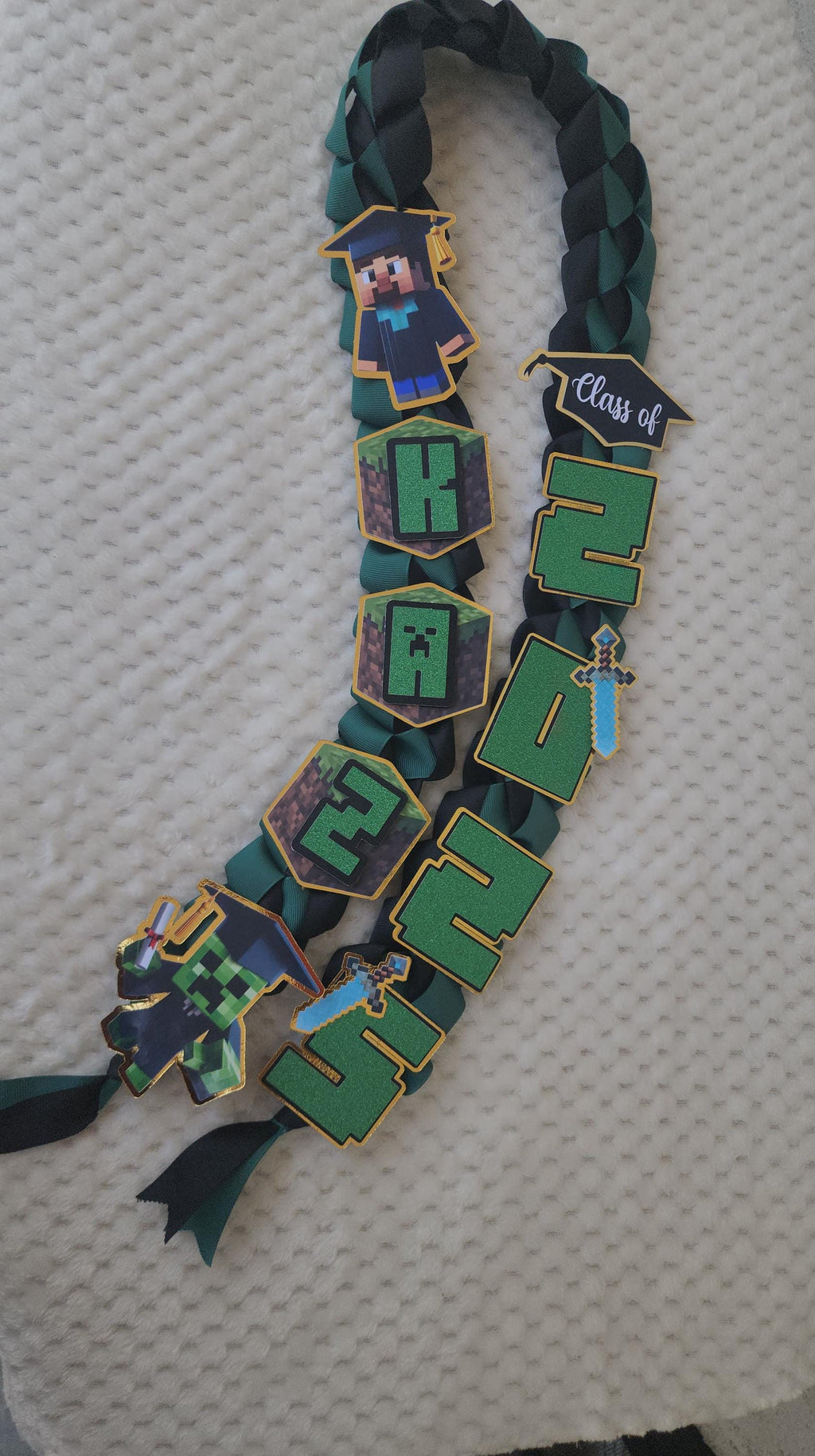 Minecraft Graduation Ribbon Lei, Senior Gift, Class of 2026 gift, Kindergarten Leis