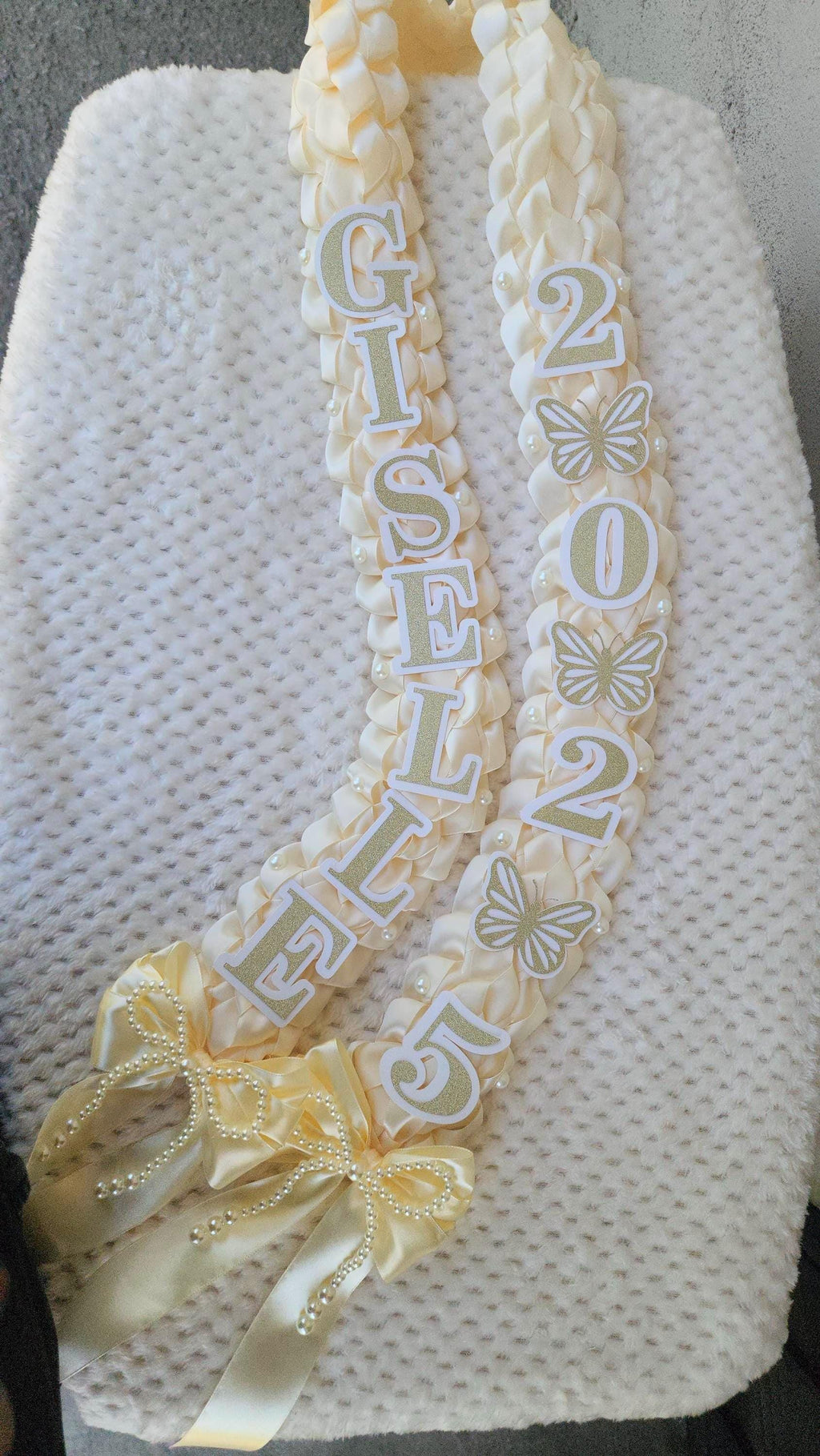 Coquette Graduation Ribbon Lei withPearl Accents, Class of 2026, Double braided lei